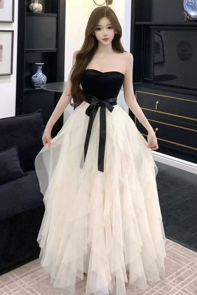 A Line Strapless Champagne Tulle Long Prom Dresses, Black Formal Graduation Evening Dresses WT1842