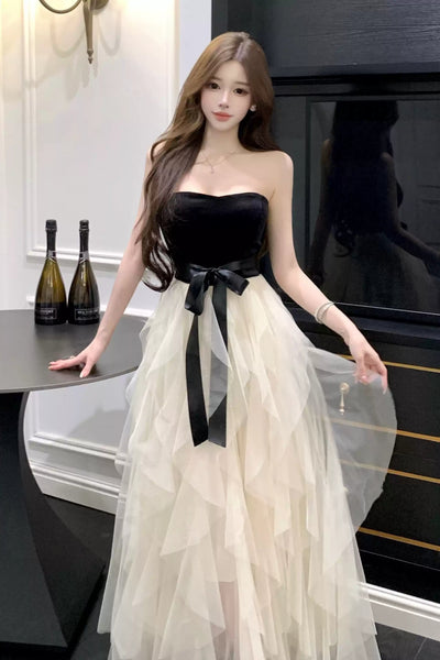 A Line Strapless Champagne Tulle Long Prom Dresses, Black Formal Graduation Evening Dresses WT1842