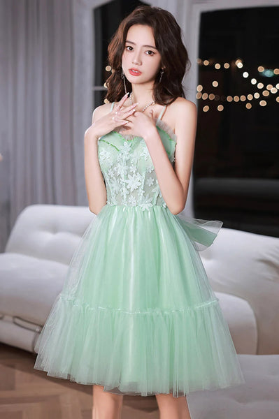 Green Lace Sweetheart Neck Short Prom Dresses, Green Lace Homecoming Dresses, Short Green Formal Evening Dresses WT1489