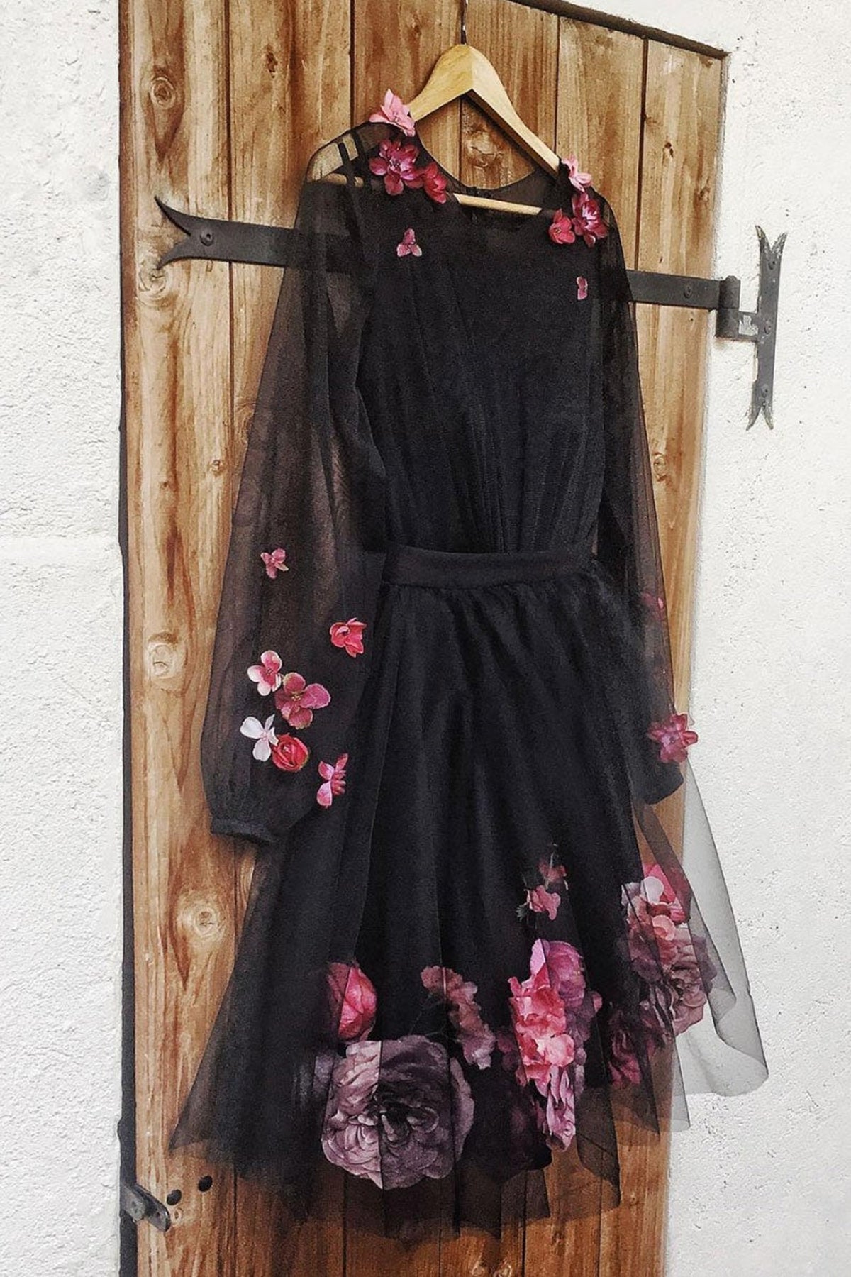 Long Sleeves Black Floral Short Prom Homecoming Dresses, Round Neck Bl Lwt Dress Long Sleeves Black Floral Short Prom Homecoming Dresses, Round Neck Bl Lwt Dress