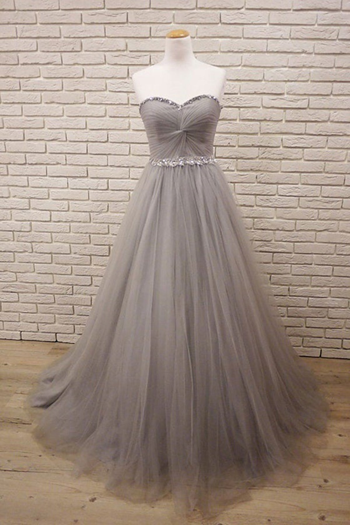 Sweetheart Neck Gray Tulle Long Prom Dresses, Beaded Strapless Gray Formal Dresses, Grey Evening Dresses