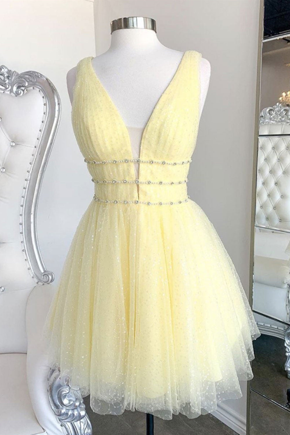 V Neck Open Back Yellow Tulle Short Prom Dresses, V Neck Yellow Homecoming Dresses, Yellow Formal Evening Dresses